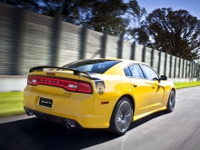  Dodge Charger SRT8    